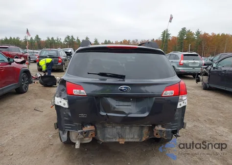 2013 Subaru Outback 2.5I Premium z USA, uszkodzony, nr VIN 4S4BRBCC5D3297167